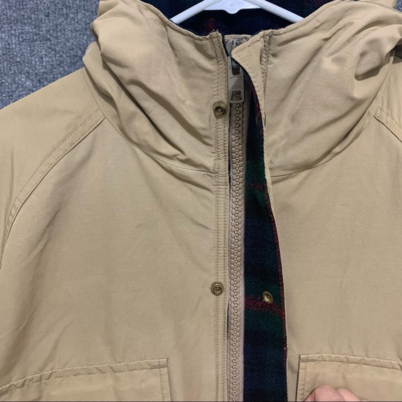 Vintage Woolrich Wool Flannel Lined Parka Jacket Mens Tan Made in USA - Picture 3 of 11